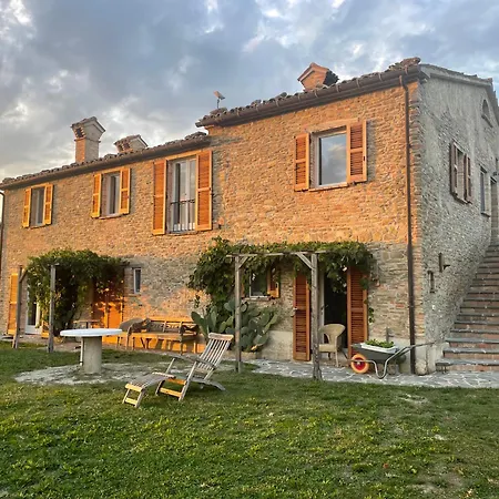 Dell'agata - Rustige Natuurvilla Met Zwembad In Le Marche Διαμέρισμα *